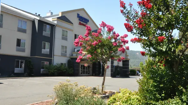 Fairfield Inn & Suites Ukiah Mendocino County photo