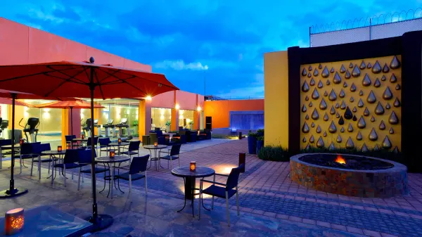 Courtyard Toluca Tollocan photo