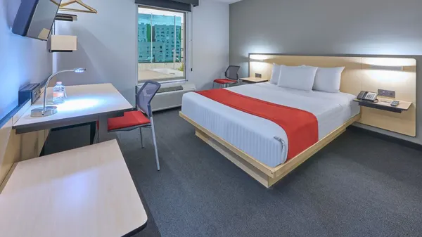 City Express by Marriott Toluca photo