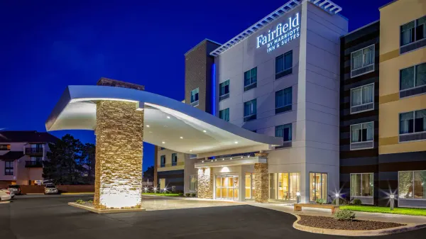 Fairfield Inn & Suites Port Clinton Waterfront photo