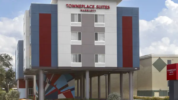 TownePlace Suites by Marriott Tampa South image