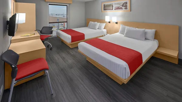 City Express by Marriott Torreón photo