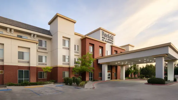 Fairfield Inn & Suites Visalia Tulare photo