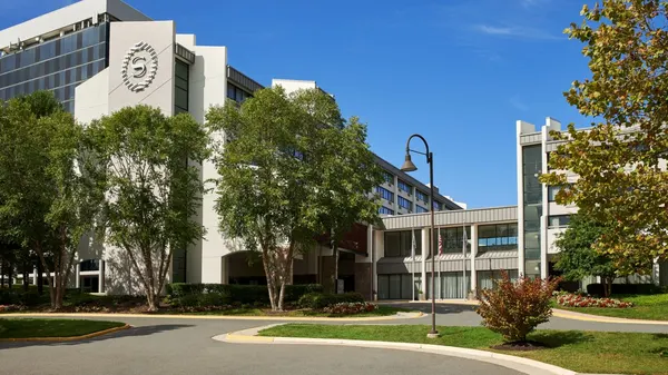 Sheraton Reston Hotel image