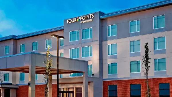 Four Points by Sheraton Edmonton International Airport photo