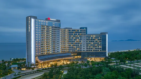 Yantai Marriott Hotel photo