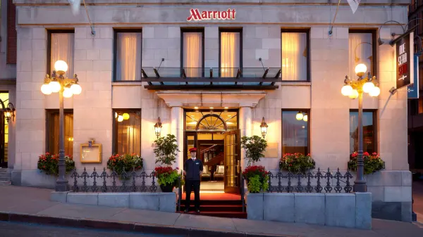 Quebec City Marriott Downtown photo