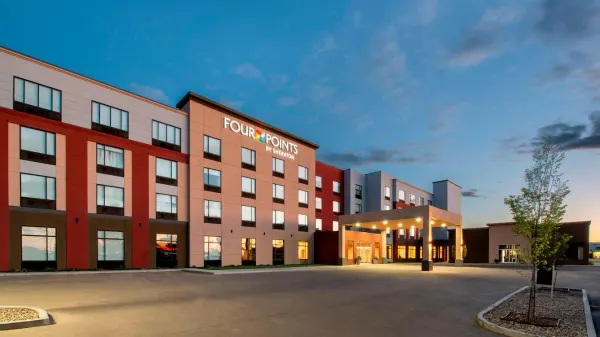 Four Points by Sheraton Grande Prairie photo