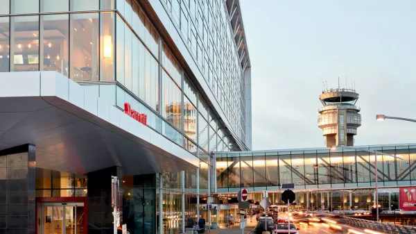 Montreal Airport Marriott In-Terminal Hotel image