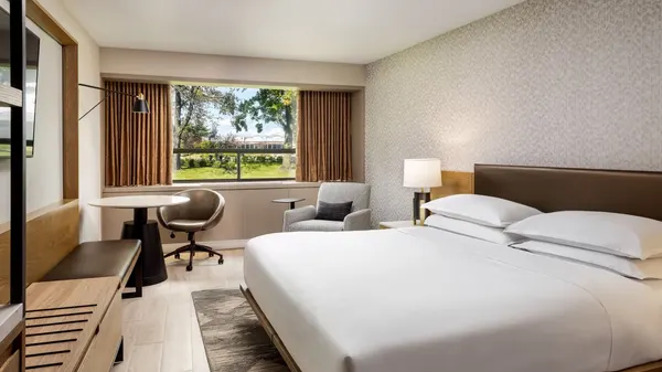 Sheraton Montreal Airport Hotel photo