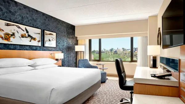 Delta Hotels Calgary Downtown image