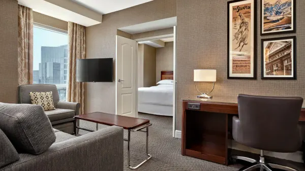 Sheraton Suites Calgary Eau Claire photo