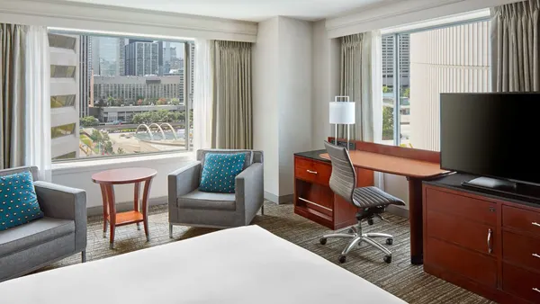 Marriott Downtown at CF Toronto Eaton Centre photo