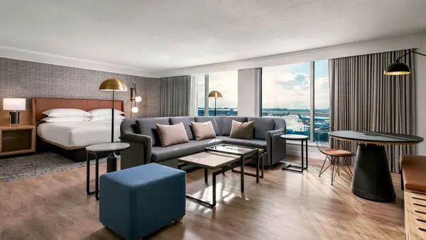 Sheraton Gateway Hotel in Toronto International Airport image