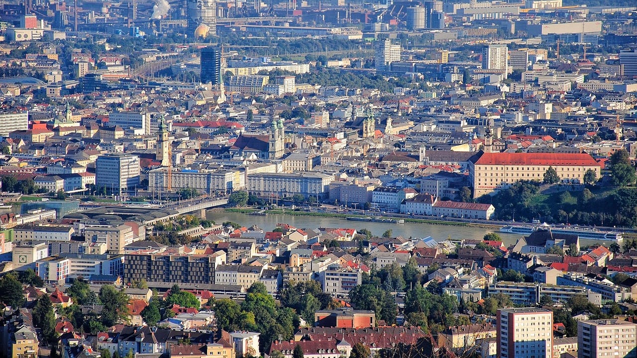 Linz, Austria, Austria travel weather guide