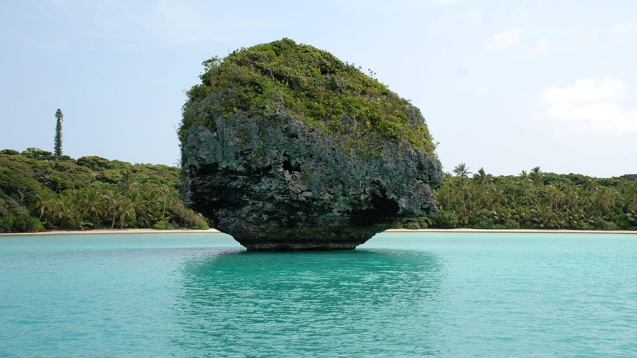 Ile des Pins, New Caledonia, New Caledonia travel weather guide