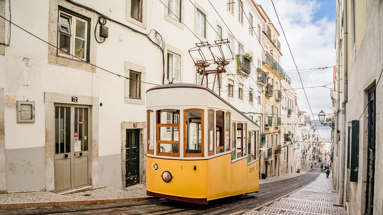 Lisbon, Portugal, Portugal travel weather guide