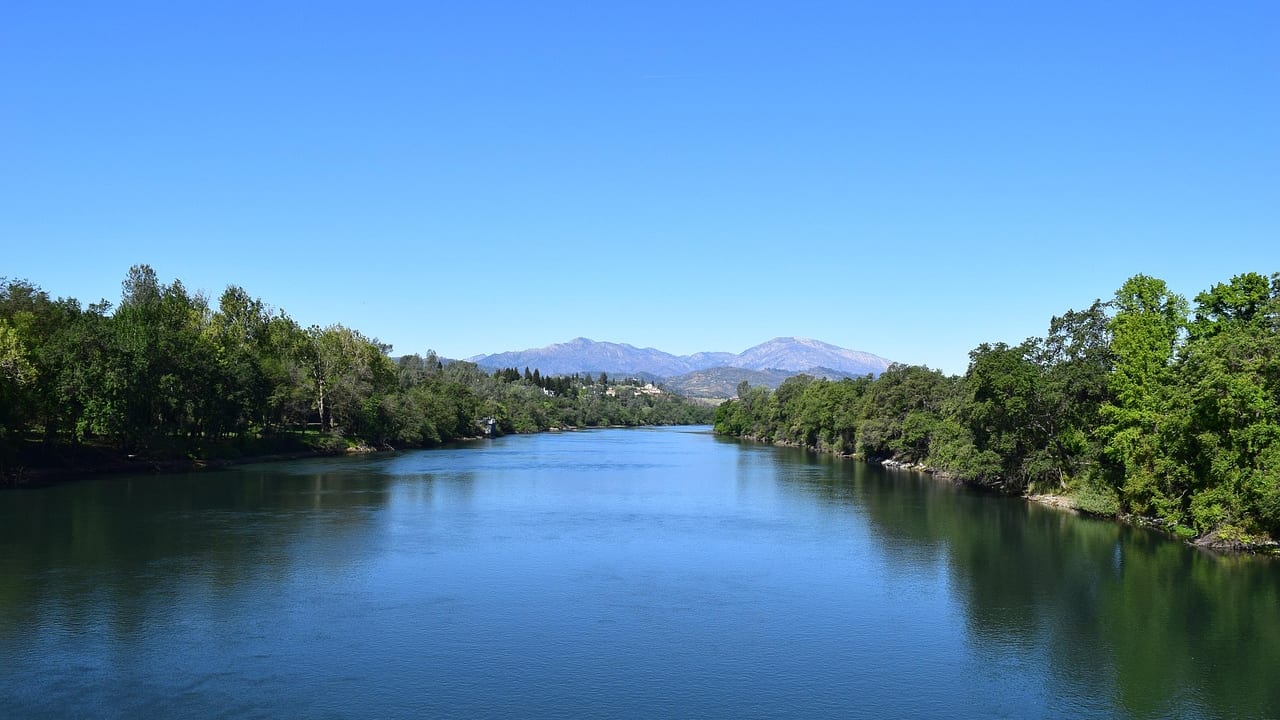 Redding, California, United States, United States travel weather guide