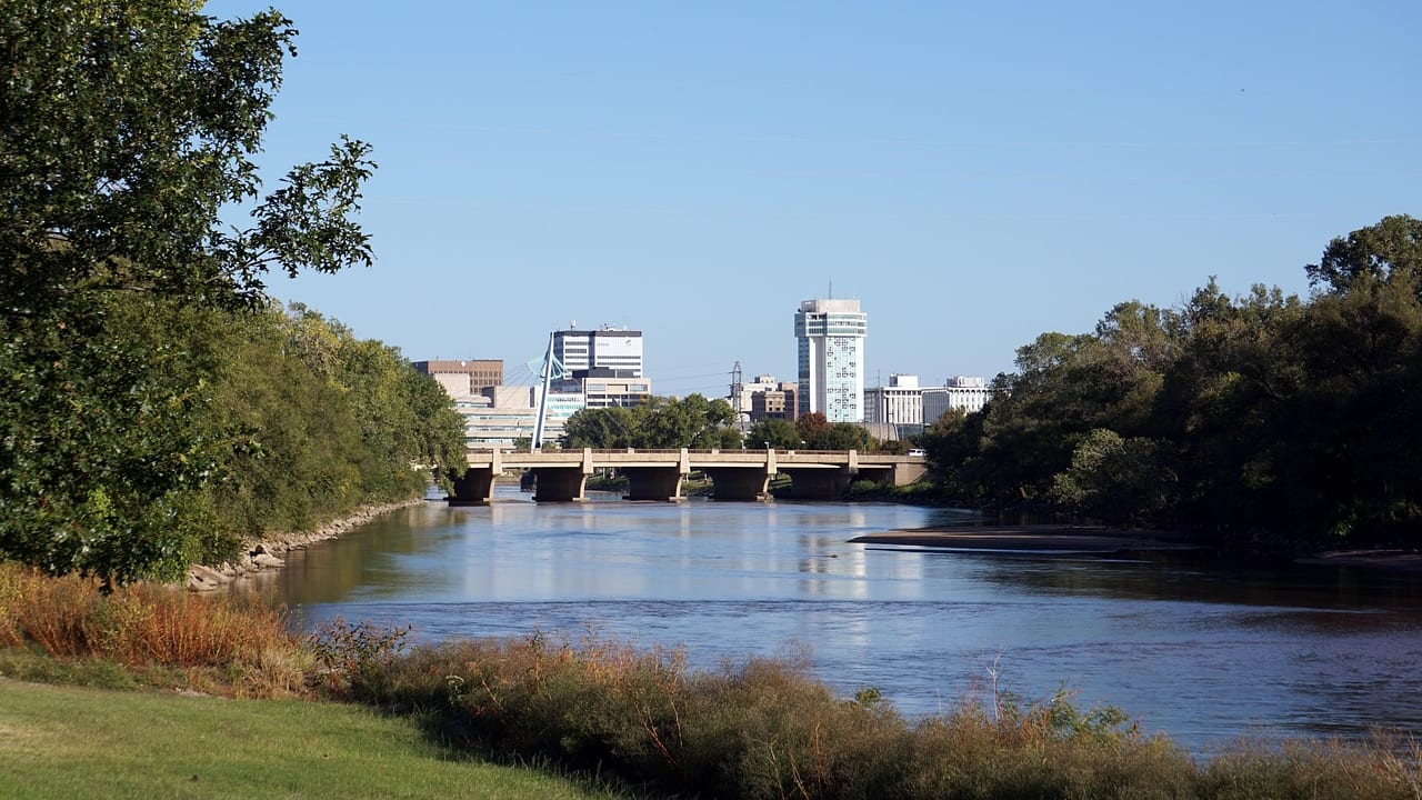 Wichita, Kansas, United States, United States travel weather guide
